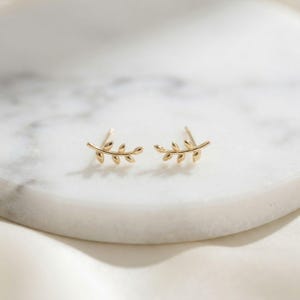 Gold Leaf Stud Earrings • 925 Sterling Silver Vine Earrings • Dainty Botanical Earrings • Nature Inspired Studs • Gift for Her