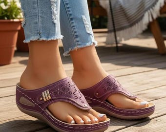 Damsandaler med kilklack, slip-on-sandaler med öppen tå, sommarskor med vardagslook