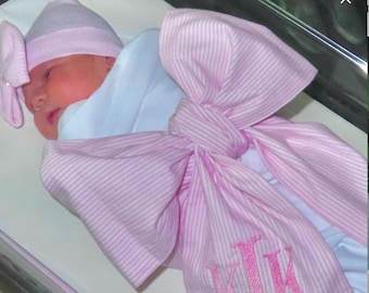 Personalized Seersucker Newborn Swaddle Bow with White Blanket