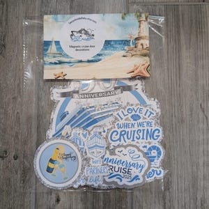 Imán personalizado para la puerta de tu crucero de aniversario: Decoración personalizada para tu camarote, cualquier año. Círculo de aproximadamente 20 cm (8 pulgadas). Incluye imanes a juego de regalo. imagen 10
