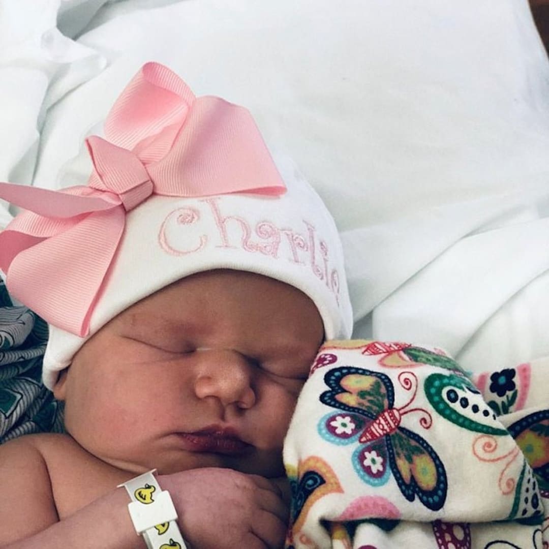 Personalized Newborn Girl Hat: Embroidered Baby Name - Etsy