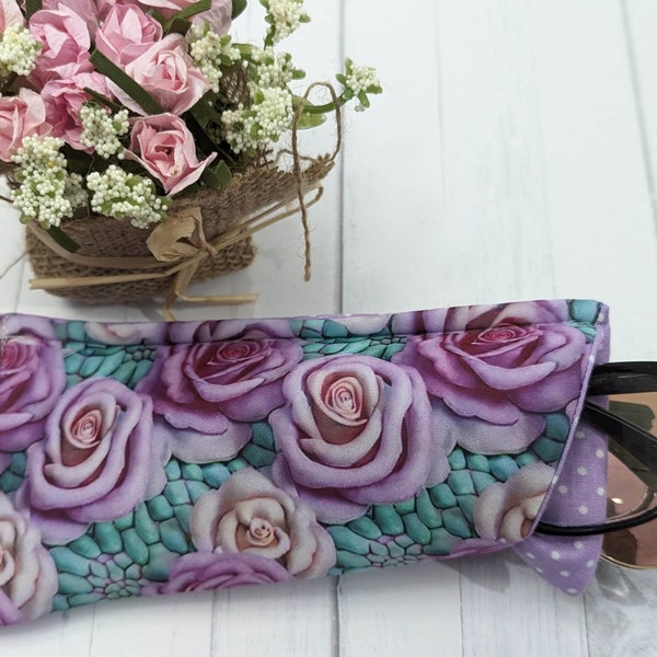 Double Pocket Eyeglass Holder: Padded Case for Sunglasses and Eyeglasses - Holds 2 Pairs of Glasses, custom 3D look fabric. Roses print.