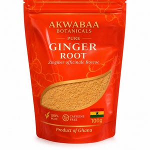 Pode incluir: Uma bolsa laranja brilhante contendo 100g de pó de raiz de gengibre puro. O rótulo apresenta o texto Akwabaa Botanicals, Pure Ginger Root, Zingiber officinale Roscoe, 100% Pure, Caffeine Free, Product of Ghana e uma bandeira.