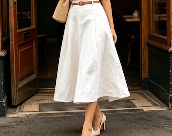 Saia princesa vintage em mistura de linho branco, estilo boho, corte A, com bolsos, romântica e campestre.