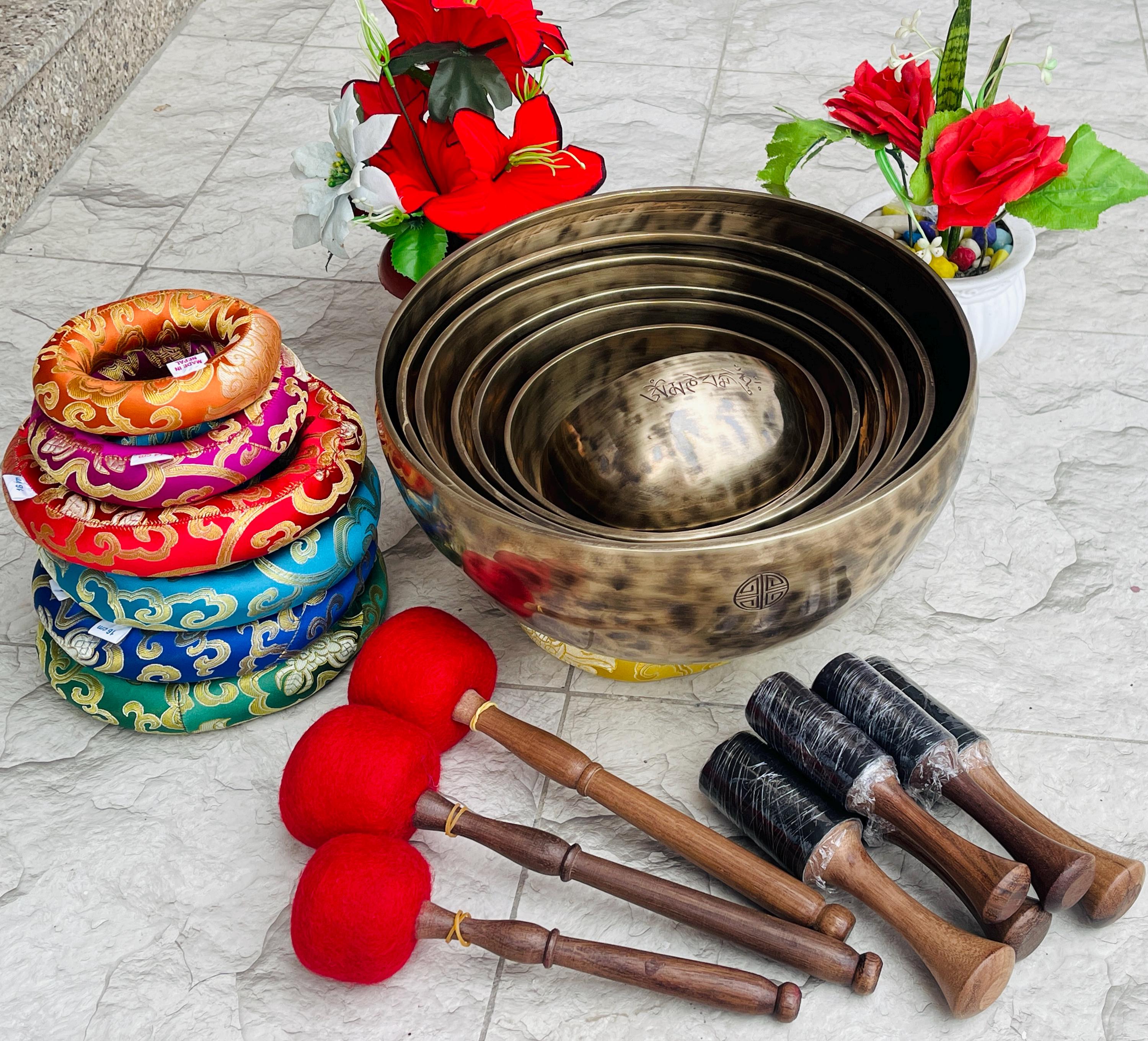 銀のシンギングボウル - Etsy 日本
