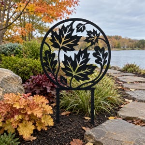Autumn Leaf Garden Stake, Round Metal Yard Art, Flower Bed Lawn Decor, Fall Garden Accent, Housewarming Gift