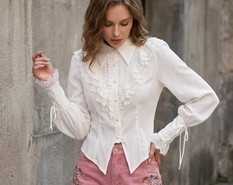 Blusa de mujer estilo victoriano / Camisa de evento de inspiración vintage / Top romántico con volantes y botones / Blusa llamativa con mangas abullonadas
