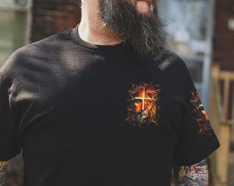No temo al mal porque Él está conmigo. Camiseta para hombre con estampado integral.