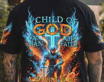Camisa para hombre con estampado integral "Un guerrero de Cristo"