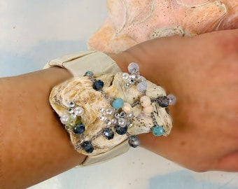 Seashell snap bracelet cuff, seashell bracelet, rhinestone seashell bracelet, mermaid bracelet, mermaid cuff, boho cuff, nautical bracelet