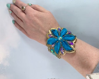 Flower snap wrap bracelet cuff, gift flower bracelet, rhinestone flower cuff, mermaid bracelet, mermaid cuff, boho bracelet, boho cuff gift