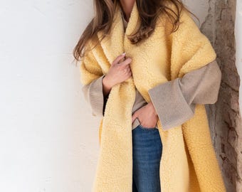 Sciarpa in lana merino | Sciarpa oversize in lana | Sciarpa invernale in lana | 100% lana merino | Sciarpa lunga | Fatta a mano | Giallo burro | 50x220 cm
