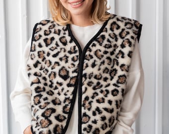 Gilet in lana merino | Gilet da donna in lana | Gilet in pile | Giacca senza maniche | Gilet da esterno | Gilet in peluche | Regalo fatto a mano per lei | Apertura frontale