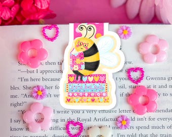 Reading Bumble Bee Magnetic Bookmark