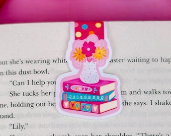 Romance Book Stack Magnetic Bookmark