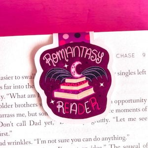 Romantasy Reader Magnetic Bookmark - Cute Magnetic Bookmark - Magnetic Bookmark