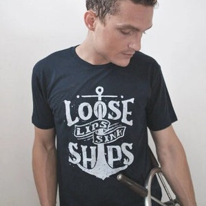Nautical Anchor Print Unisex T-shirt / Funny Father&#39;s Day Gift / Present for Boyfriend / Navy Ship T-shirt