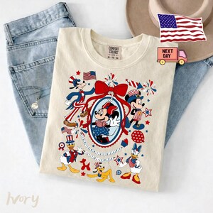 Mickey and Friends 4th July 2026 Shirt, Disney Independence Day Tee, Disneyland Family, Walt Disney World T-shirt zdjęcie 4