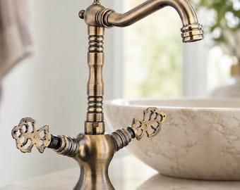 Messing wandkraan, wastafelkraan, vintage kraan voor badkamer of keuken, vintage decoratie, rustieke decoratie