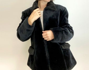 Fuzzy Faux Fur Jacket //  Black // Zip-Up // Soft // Chic // Faux Fur // Coat // Jacket // Cropped // Collared // Winter // Cozy // 1990's