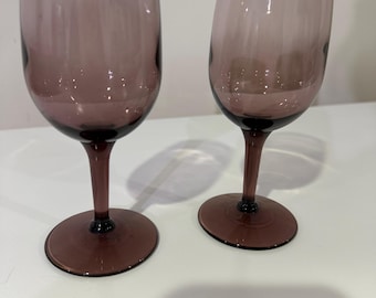Copas de vino vintage Libbey Premiere color púrpura amatista - Juego de 2