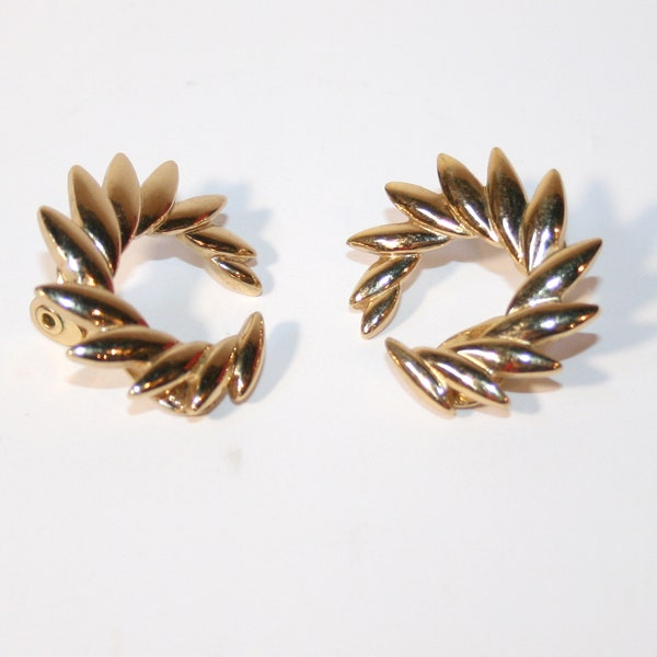 Monet Earrings | Clip on | 1950's vintage | Casual and dressy earrings | Mother's day gift | present | mid century jewelry