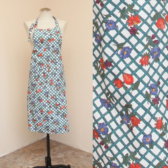 Vintage Floral Apron | Green Checkered Print, Cotton Kitchenware