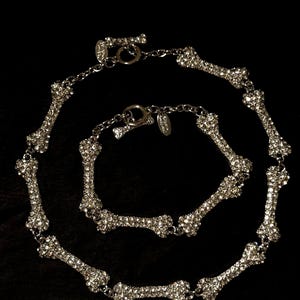 Vivienne westwood bone choker - Etsy 日本