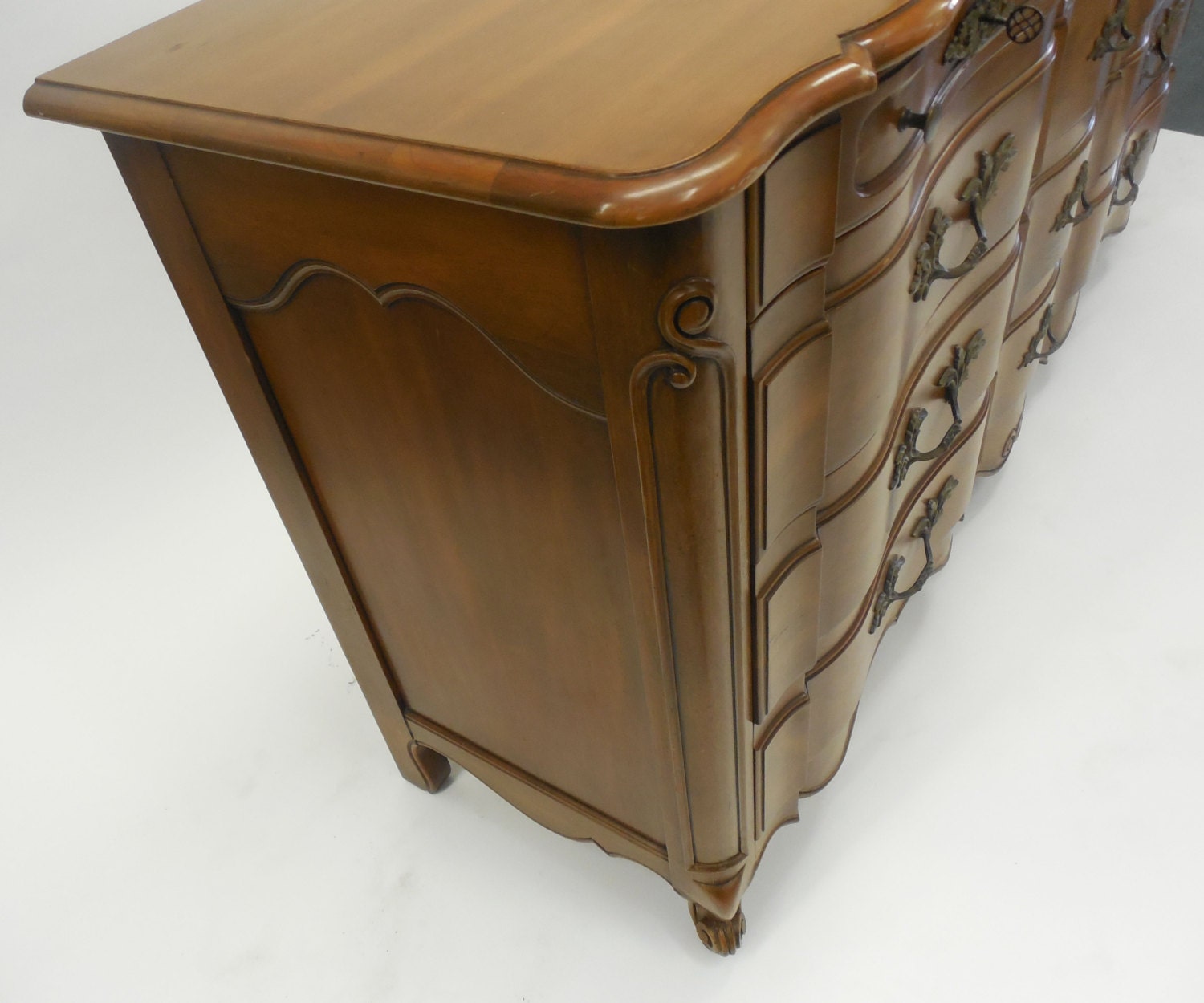 JOHN Vintage French Provincial Style Dresser Etsy