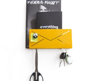 Modern entryway mail and key organizer wall mount