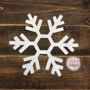 Snowflake Metal | Christmas Decor | Farmhouse Christmas | Wreath Decor | Winter Wonderland Decor | Snowflake Wall Art.