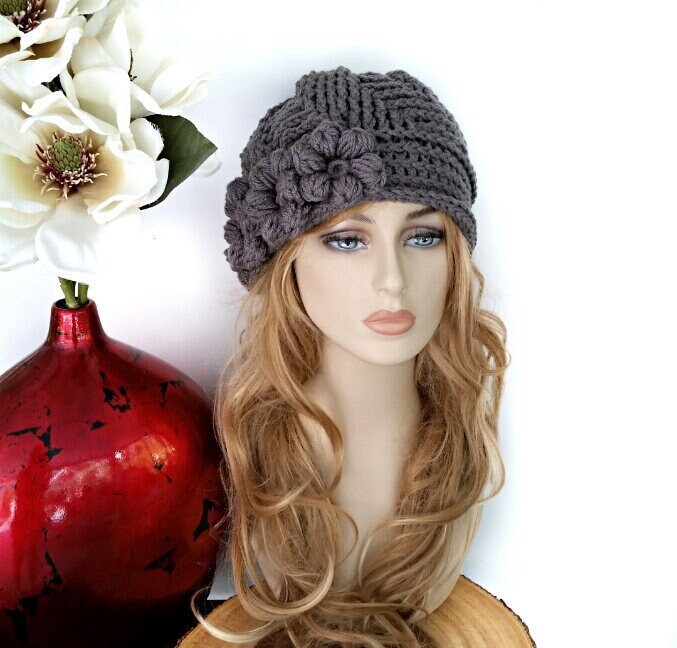 LV winter hat non branded – PRETTY BEAUTIFUL GIFTS