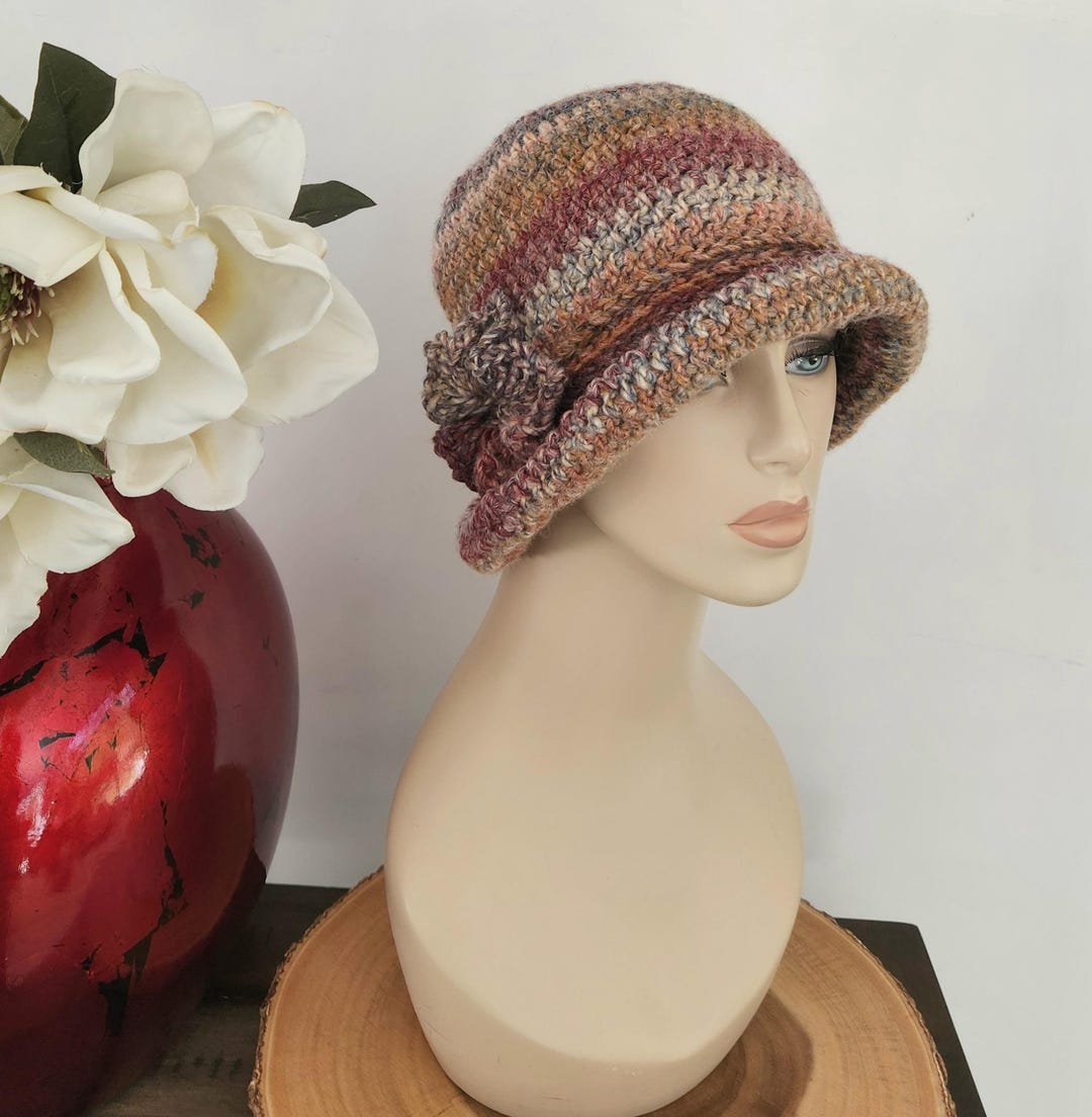 Wool Blend Vintage Cloche Bucket Hat with Stitched Flower Accent Women 1920s 100% Wool Vintage Cloche Bucket Winter Hat with  main image 2