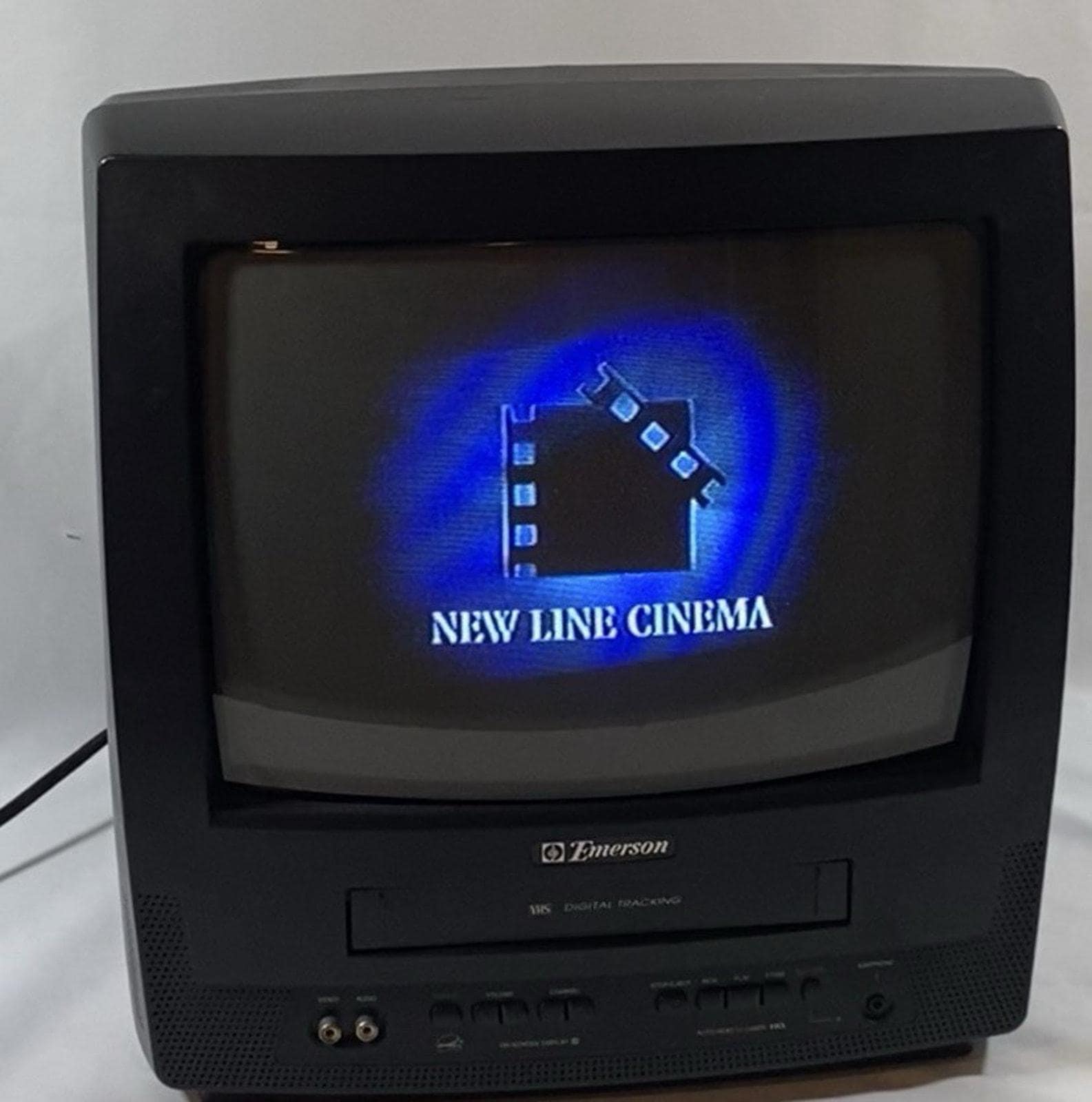 Emerson Crt TV Vcr Combo 13