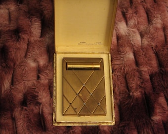 Compact de maquillage Art Déco pour soirée à Paris antique Bourjois