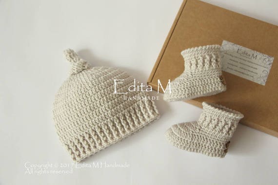 First Skirt 0-4 Months Baby Shoes Newborn Shoes Brown Merino Wool Cashmere Silk Upcycled