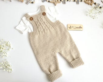 Knitted baby dungarees size 0-3 months baby trousers handknitted baby clothes baby outfit warm pants winter fashion neutral gender unisex