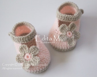 Crochet baby shoes, baby girl booties, Mary Janes, 0-3, 3-6, 6-9 months, baby shower, gift idea for new mom, gift for baby, announcement