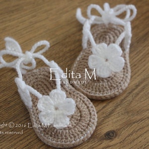 crochet baby flower sandals