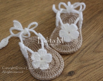 Crochet baby sandals, tie up gladiator sandals, baby booties, shoes, baby slippers, flower sandals, 0-3, 3-6, 6-9 ,baby shower, announcement