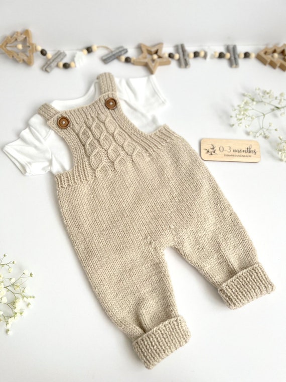 Knitted Baby Dungarees Size 0 3 Months Baby Trousers Handknitted Baby Clothes Baby Outfit Warm Pants Winter Fashion Neutral Gender Unisex Etsy Canada