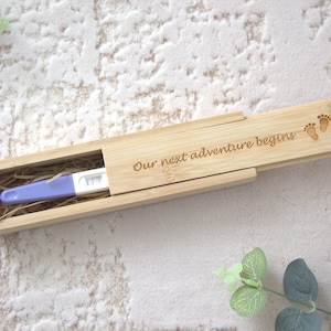 Caja de anuncio de embarazo personalizada, caja de anuncio de bebé, caja de prueba de embarazo de bambú, caja de recuerdo de madera personalizada, caja de memoria de bambú