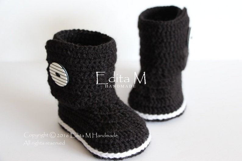 Crochet baby booties gift for baby striped unisex baby booties baby boots 0-3 black 3-6 6-9 months baby shoes buttons baby shower