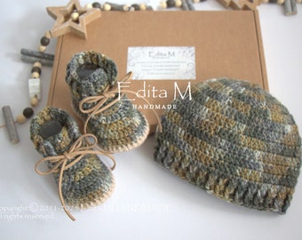 Unisex crochet set, baby booties, baby shoes, military, camo boots, camouflage, army beanie, hat, 0-3, 3-6, baby shower gift, neutral gender