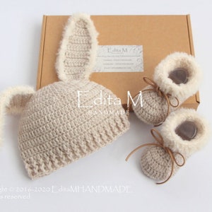 Unisex crochet baby booties, bunny hat, fur shoes, bunny outfit, boots, beanie, newborn set, 0-3, 3-6, baby shower, Easter, announcement