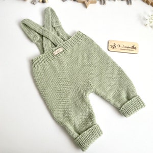 Knitted baby dungarees size 0-3 months baby trousers handknitted baby clothes baby outfit warm pants winter fashion neutral gender unisex image 3