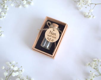 Personalisiertes Andenken Glas, Flasche, Haarlocke, Gedenkgeschenk, maßgeschneiderte Holzmarke, Verlust, Ascheandenken, vergiss mich nicht