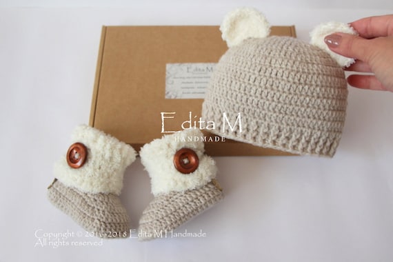Boots baby hat hot sale