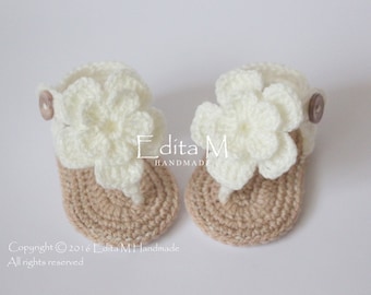 Crochet baby sandals, baby gladiator sandals, baby girl slippers, ivory, baby shower gift, baby booties, flower sandals,0-3, 3-6, 6-9 months