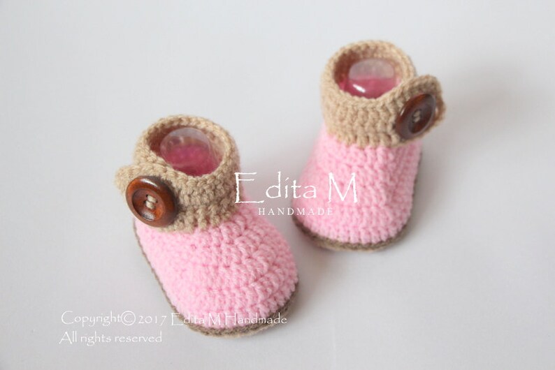acorn baby booties